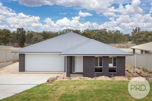 21B Sunvale Crescent, ESTELLA NSW 2650