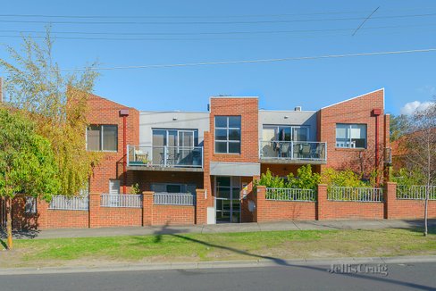 2/1B Wilkinson Street Reservoir 3073