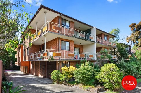2/2-4 Carnarvon Street, CARLTON NSW 2218