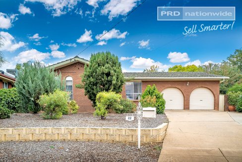 22 Alldis Place, KOORINGAL NSW 2650