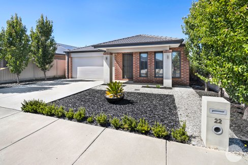 22 Barn Owl Drive, WINTER VALLEY VIC 3358