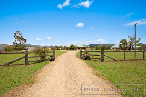 22 Blaxland st, BROKE NSW 2330
