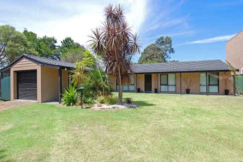 22 Bloodwood Place, ALBION PARK RAIL NSW 2527