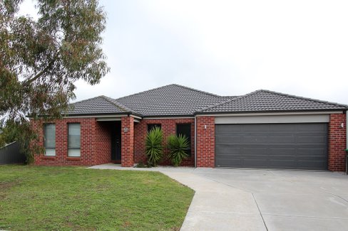 22 Brahman Drive, DELACOMBE VIC 3356
