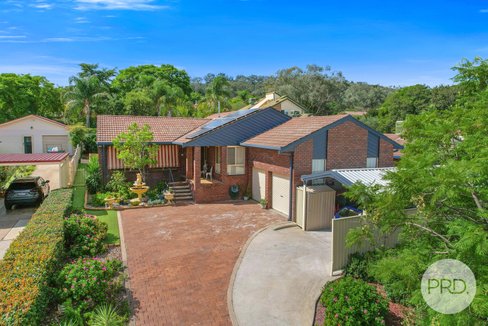 22 Brolga Way, TAMWORTH NSW 2340