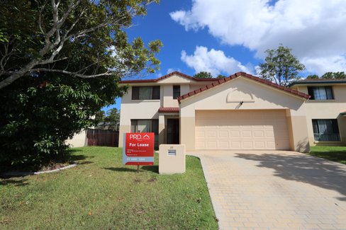 22 Clear River Boulevard, ASHMORE QLD 4214