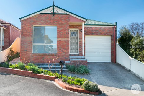2/2 Finley Court, MOUNT CLEAR VIC 3350