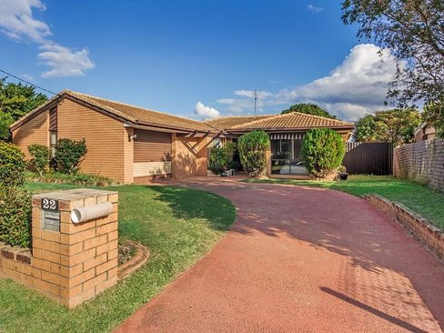 22 Flinders Avenue, MOLENDINAR QLD 4214