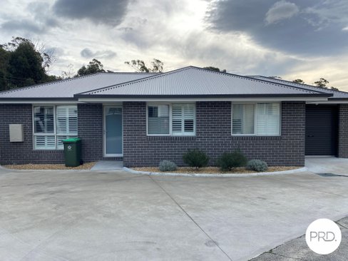 2/2 Karloo Court, CHIGWELL TAS 7011