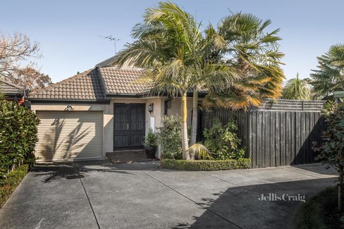 2 2 Leonard Street Ashwood 3147