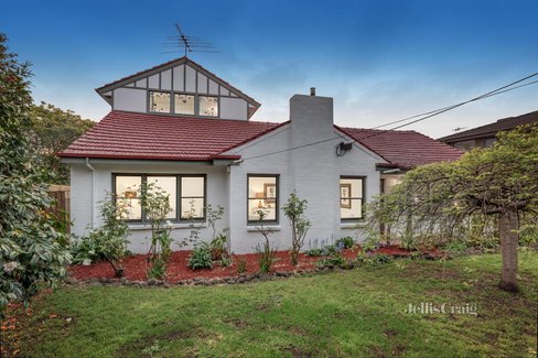 22 Linlithgow Street Mitcham 3132