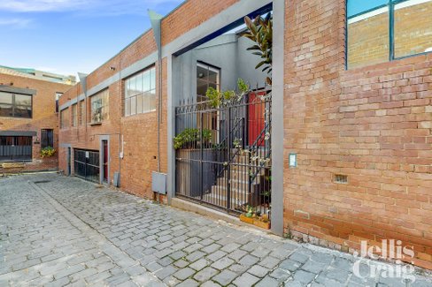 22 Mansion House Lane West Melbourne 3003