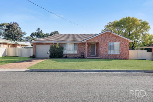 22 Margaret Street, TAMWORTH NSW 2340