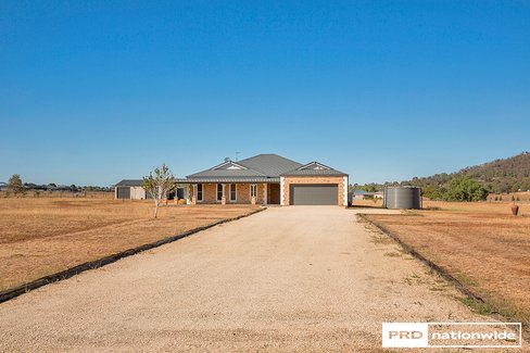 22 Maysteers Lane, TAMWORTH NSW 2340