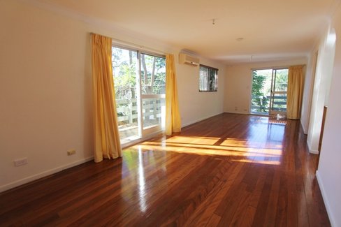 22 Moora Street, ASHMORE QLD 4214