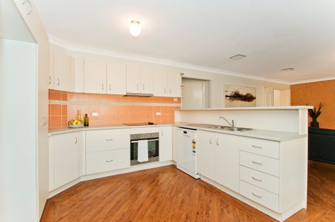 22 Stephens Street, ALBION PARK NSW 2527