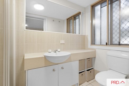 2/2 Stephens Street, Burleigh Heads QLD 4220