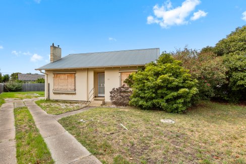 22 Swallow Crescent Norlane 3214
