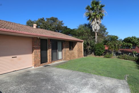 2/2 Tannock Street, ASHMORE QLD 4214