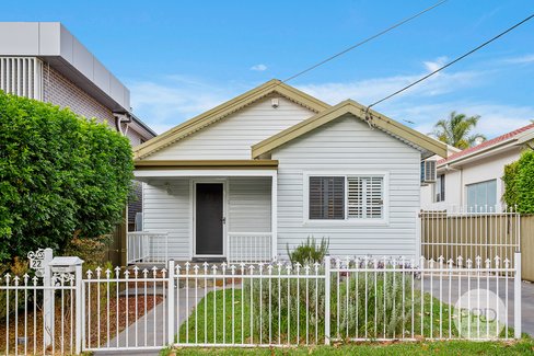 22 Tavistock Road, SOUTH HURSTVILLE NSW 2221