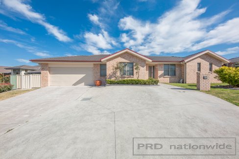 2/2 Tipperary Drive, ASHTONFIELD NSW 2323