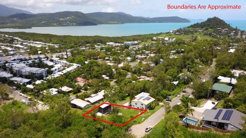 22 Warruga Street, CANNONVALE QLD 4802