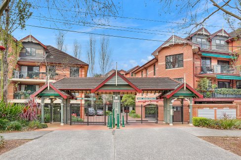 2/2 Williams Parade, DULWICH HILL NSW 2203