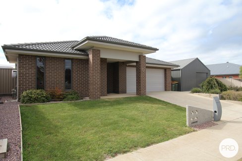 22 Yorkdale Boulevard, WINTER VALLEY VIC 3358