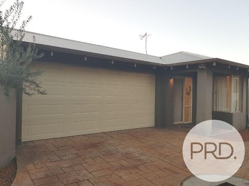 2/20 Haig Street, TUART HILL WA 6060