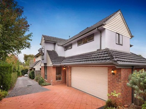 2 20 Orchard Crescent Mont Albert North 3129