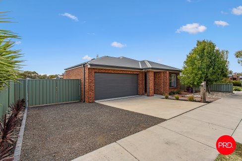 220 Station Street, EPSOM VIC 3551
