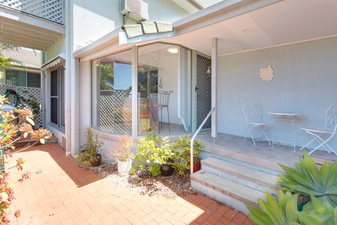 2/20 Tunis Street, LAURIETON NSW 2443