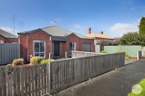 2/201 Humffray Street South, BAKERY HILL VIC 3350