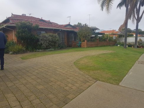 2/204 Melville Parade, COMO WA 6152