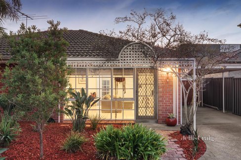 2 209 Waiora Road Heidelberg Heights 3081