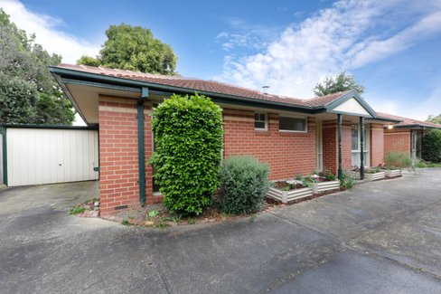 2/21 Barkly Street Ringwood 3134