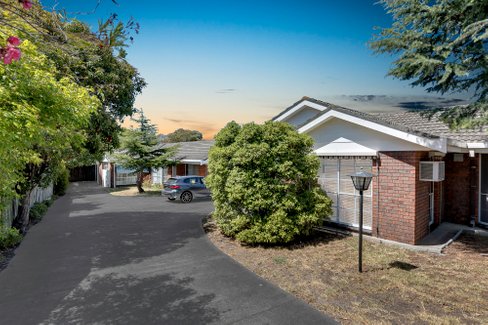 2 21 Learmouth Street Belmont 3216