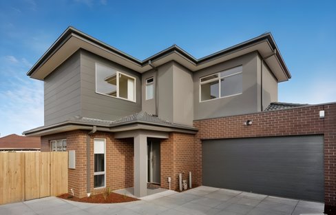 2/21 Riviera Road Avondale Heights 3034