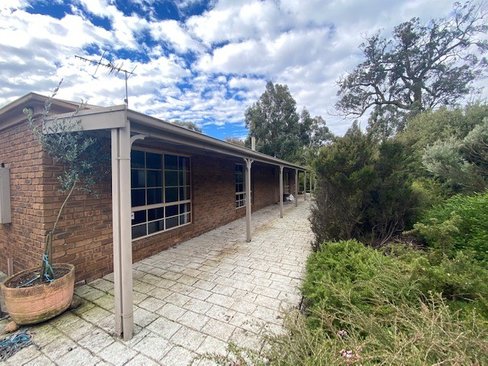 221 Scotts Lane, SCOTSBURN VIC 3352