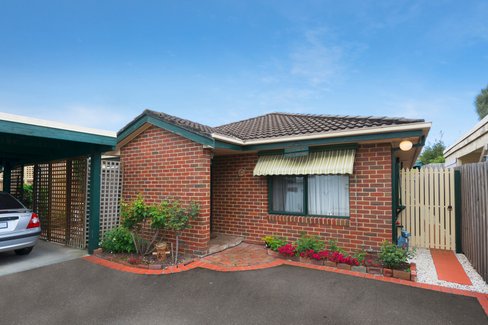 2/216A Wattle Valley Road Camberwell 3124
