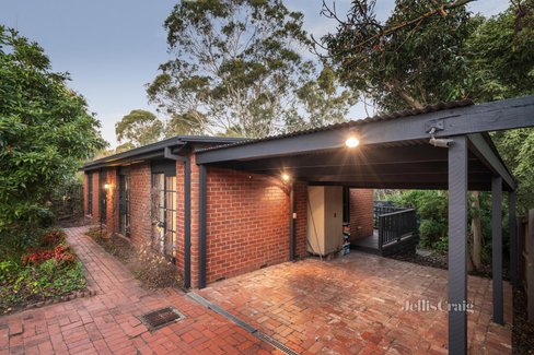 2 22 Audrey Crescent Glen Iris 3146