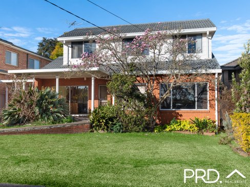 222 Horsley Road, PANANIA NSW 2213