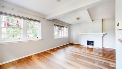 2/22 Powlett Street East Melbourne 3002
