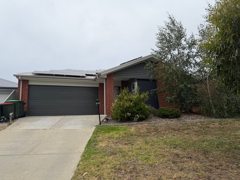 2/23 Flockhart Street, MOUNT PLEASANT VIC 3350