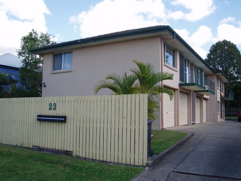2/23 Railway Pde., NUNDAH QLD 4012