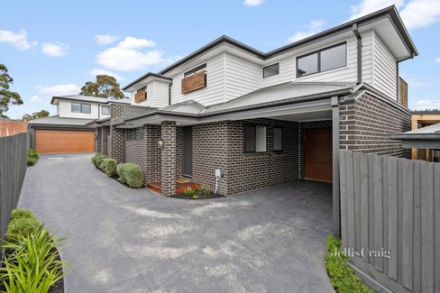 2 23 Rouke Street Lilydale 3140