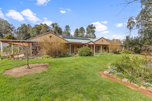 2235 Batlow Road, TUMBARUMBA