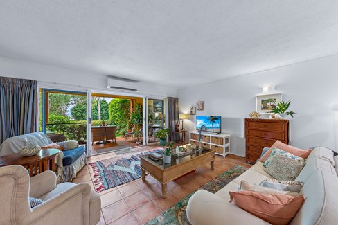 2/24 Island Drive, CANNONVALE