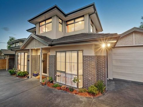 2/24 Lower Plenty Road Rosanna 3084