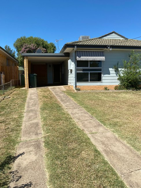 2/24 Manilla Road, TAMWORTH NSW 2340